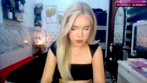 VALERIA online show from 10/05/25, 10:35