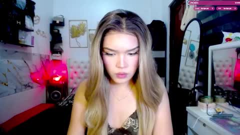 VALERIA online show from 12/03/25, 10:57
