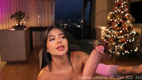 Snapshot of valeria_orozco chatting on 11/28/25, 10:56 valeria_orozco online show from 11/28/25, 10:56