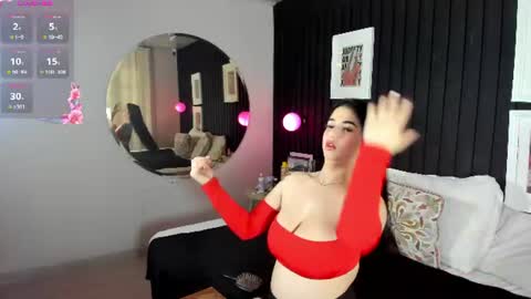 Snapshot of valeria_restrepo chatting on 07/08/26, 06:12 Valeria online show from 07/08/26, 06:12