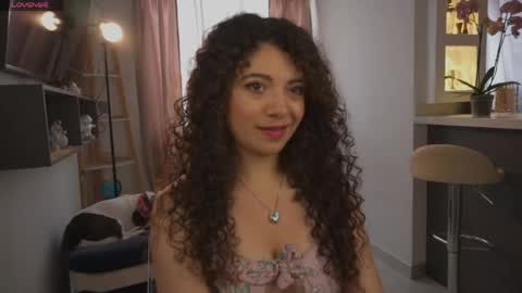 Snapshot of valeria_rosses chatting on 06/02/26, 07:27 Valeria online show from 06/02/26, 07:27