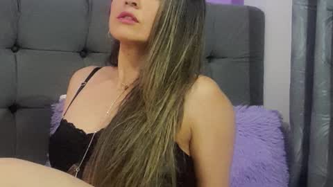 Snapshot of valeria_teiku1 chatting on 01/27/25, 10:49 Valeria online show from 01/27/25, 10:49