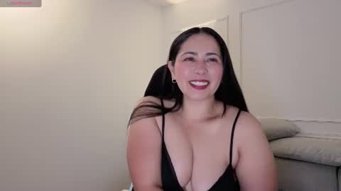 valeria_vg online show from 06/11/26, 11:19