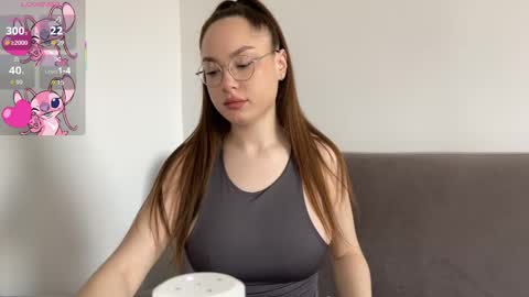 valeria_vibe online show from 05/02/26, 03:22