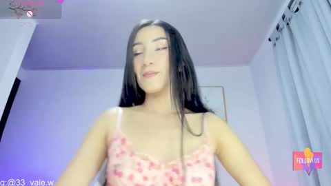 Snapshot of valeria_wood chatting on 03/14/26, 02:39 valeria online show from 03/14/26, 02:39
