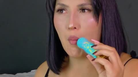 valeriaa cruz online show from 06/08/26, 01:28