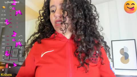 Valeria online show from 01/25/25, 12:37