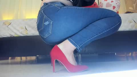 Valeria online show from 02/14/25, 11:53