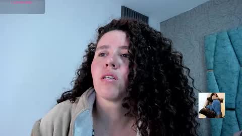 Valeria online show from 10/11/25, 02:26