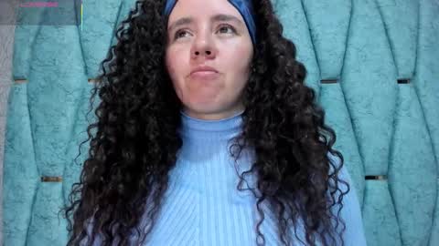 Valeria online show from 10/12/25, 01:21