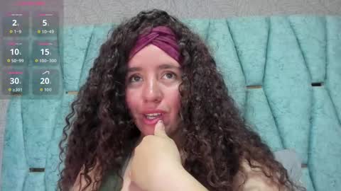 Valeria online show from 10/17/25, 02:52