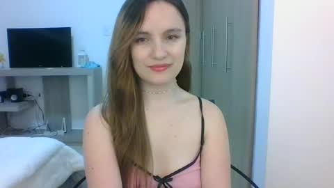 valeriafrannco online show from 01/03/25, 04:22