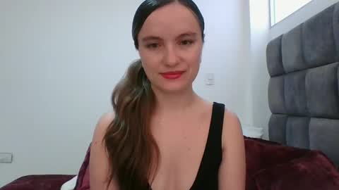 valeriafrannco online show from 01/10/25, 12:26