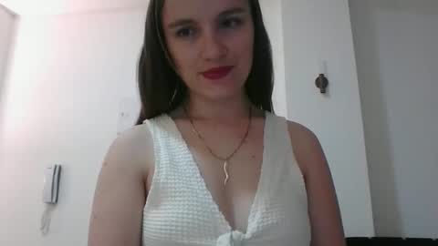 Snapshot of valeriafrannco chatting on 12/14/25, 09:52 valeriafrannco online show from 12/14/25, 09:52