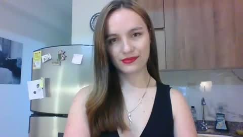 Snapshot of valeriafrannco chatting on 12/16/25, 12:04 valeriafrannco online show from 12/16/25, 12:04