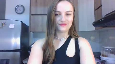 Snapshot of valeriafrannco chatting on 12/16/25, 09:42 valeriafrannco online show from 12/16/25, 09:42