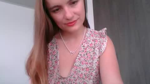 Snapshot of valeriafrannco chatting on 02/25/26, 07:45 valeriafrannco online show from 02/25/26, 07:45