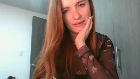 Snapshot of valeriafrannco chatting on 05/19/26, 04:52 valeriafrannco online show from 05/19/26, 04:52