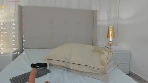 Snapshot of valeriah_ chatting on 12/04/24, 02:04 Valeria online show from 12/04/24, 02:04
