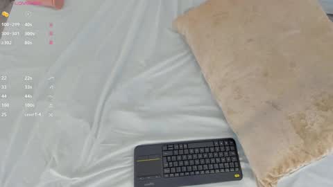Snapshot of valeriah_ chatting on 01/21/25, 02:26 Valeria online show from 01/21/25, 02:26