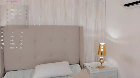 Snapshot of valeriah_ chatting on 01/24/25, 04:49 Valeria online show from 01/24/25, 04:49