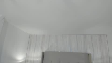 Snapshot of valeriah_ chatting on 02/06/25, 10:15 Valeria online show from 02/06/25, 10:15