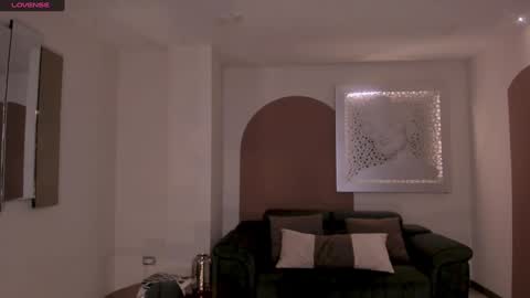 Valeria online show from 12/04/24, 03:37