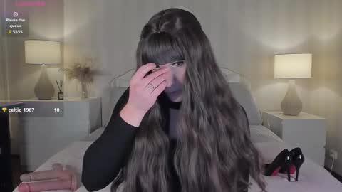 Valeria online show from 11/13/25, 09:14