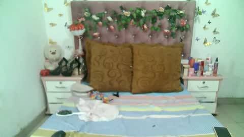 Snapshot of valeriatsx chatting on 11/16/25, 01:28 La valerie26 online show from 11/16/25, 01:28