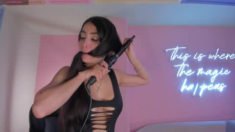 Snapshot of valeriavelvet chatting on 06/01/26, 11:56 Vale online show from 06/01/26, 11:56