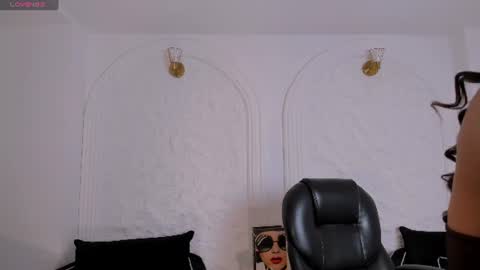 Snapshot of valeriavelvet chatting on 06/10/26, 12:04 Vale online show from 06/10/26, 12:04