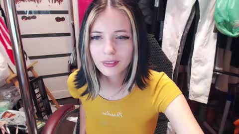 ValeriaXKiss online show from 12/22/24, 05:53