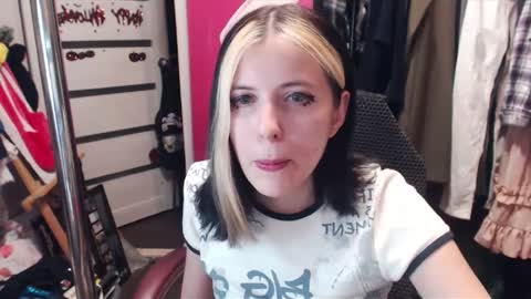 ValeriaXKiss online show from 02/22/25, 06:08