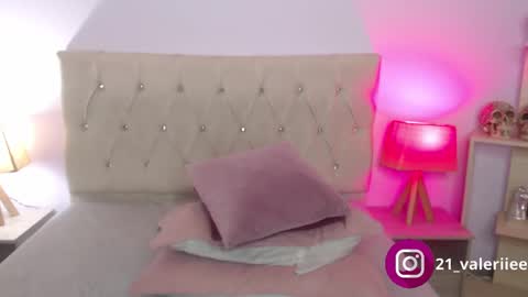 Valeriee online show from 01/04/25, 12:05