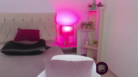 Valeriee online show from 01/28/25, 09:41