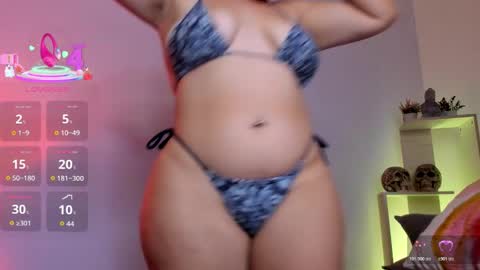 Snapshot of valerie_21 chatting on 11/07/25, 08:25 Valeriee online show from 11/07/25, 08:25