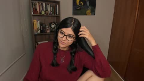 Snapshot of valerie__sky chatting on 01/15/26, 03:44 Val online show from 01/15/26, 03:44