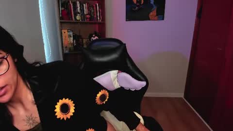 Snapshot of valerie__sky chatting on 06/27/26, 11:48 Val online show from 06/27/26, 11:48