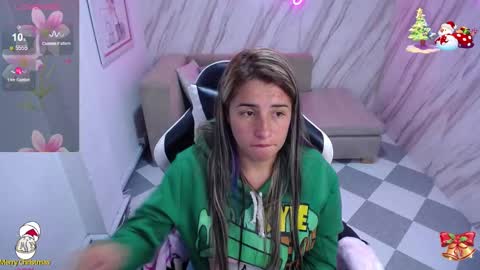 valerie_b online show from 12/11/24, 09:41