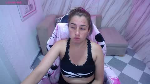 valerie_b online show from 12/12/24, 06:47