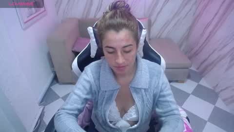 valerie_b online show from 12/14/24, 10:56