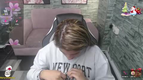 valerie_b online show from 12/20/24, 04:36