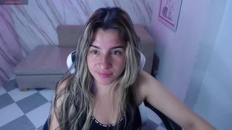 valerie_b online show from 01/30/25, 03:00