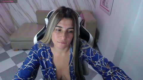 valerie_b online show from 01/30/25, 06:03