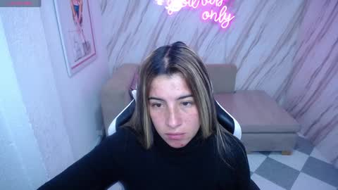 valerie_b online show from 01/31/25, 03:09
