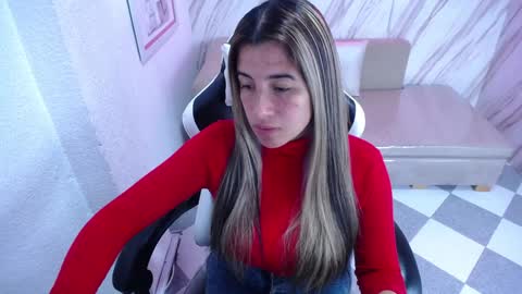 valerie_b online show from 02/08/25, 03:19