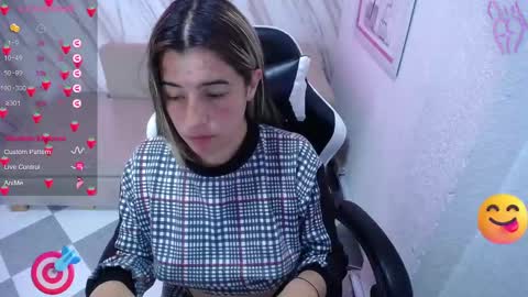 valerie_b online show from 02/09/25, 06:01
