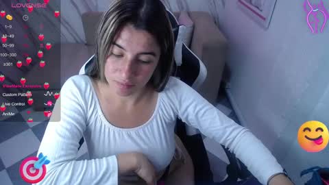 valerie_b online show from 02/14/25, 06:02
