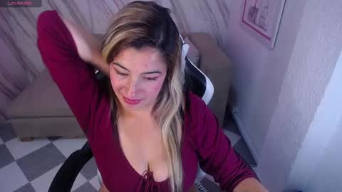 valerie_b online show from 02/15/25, 10:42