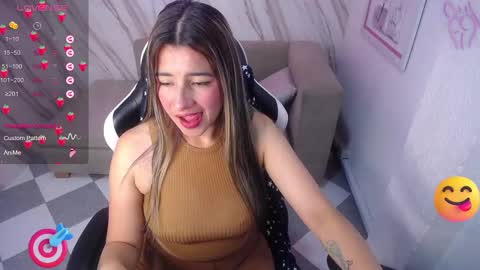 valerie_b online show from 02/21/25, 06:07